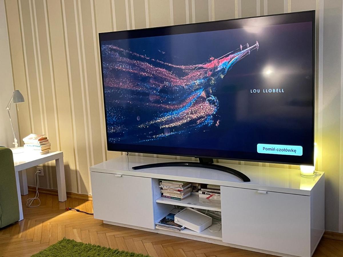 Apartment Super Rondo Onz Metro Nowe Wifi 300 Mb/s Aircondition Netflix Spotify